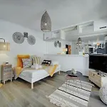 Beautiful 28M2 Studio With Balcony